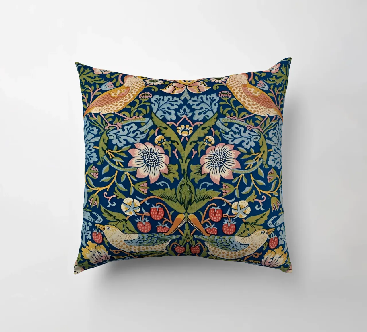 William Morris - Ladro di fragole cuscino da William Store