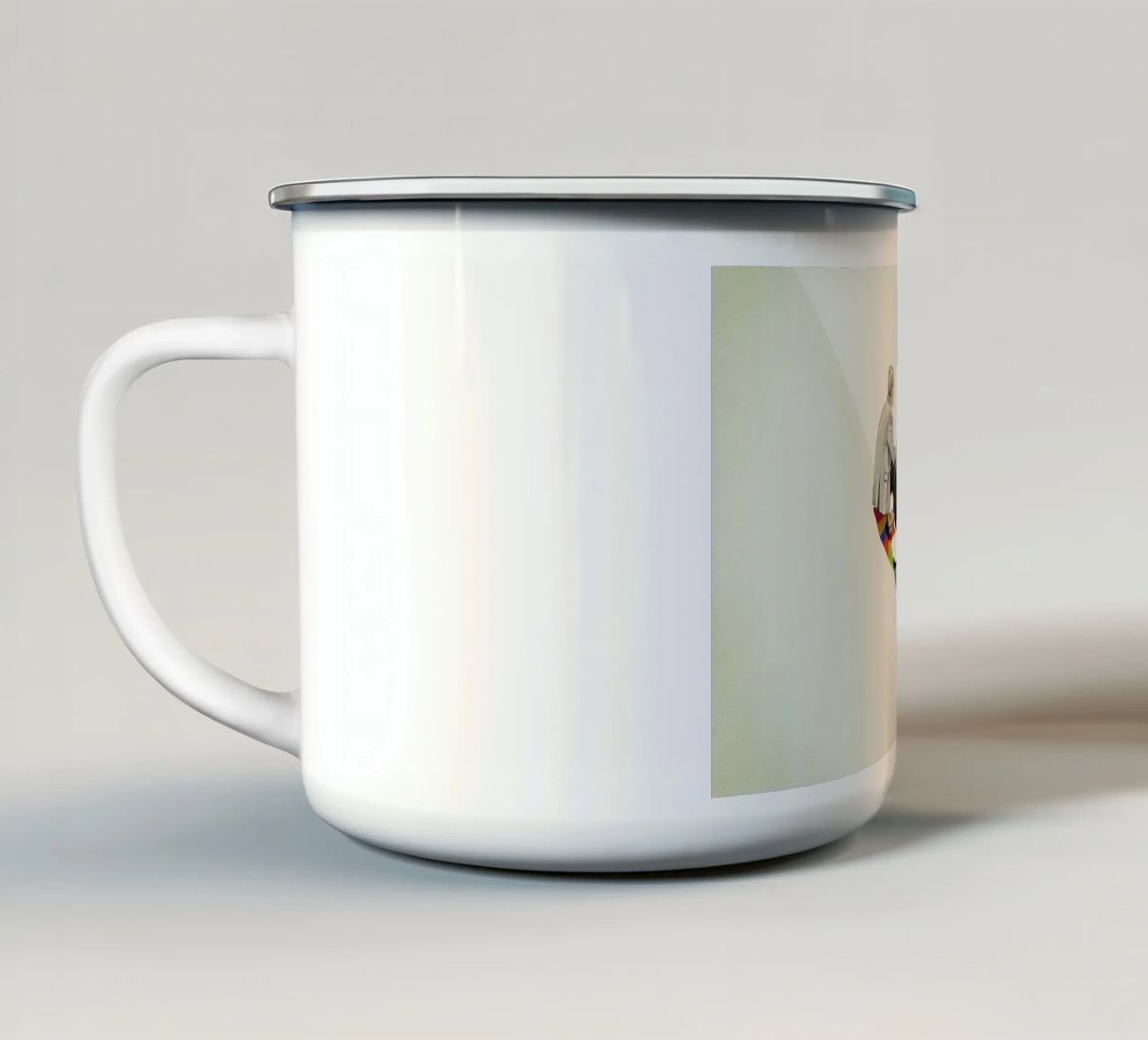 Walking Shadow - Lunch tazza in smalto da Jason Ratliff