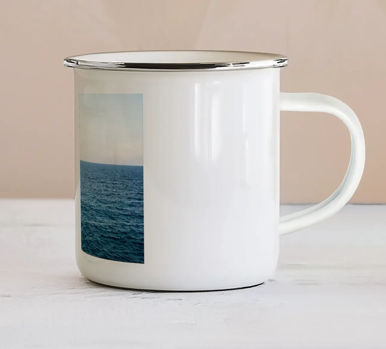 Meer tazza in smalto da Flo Klein