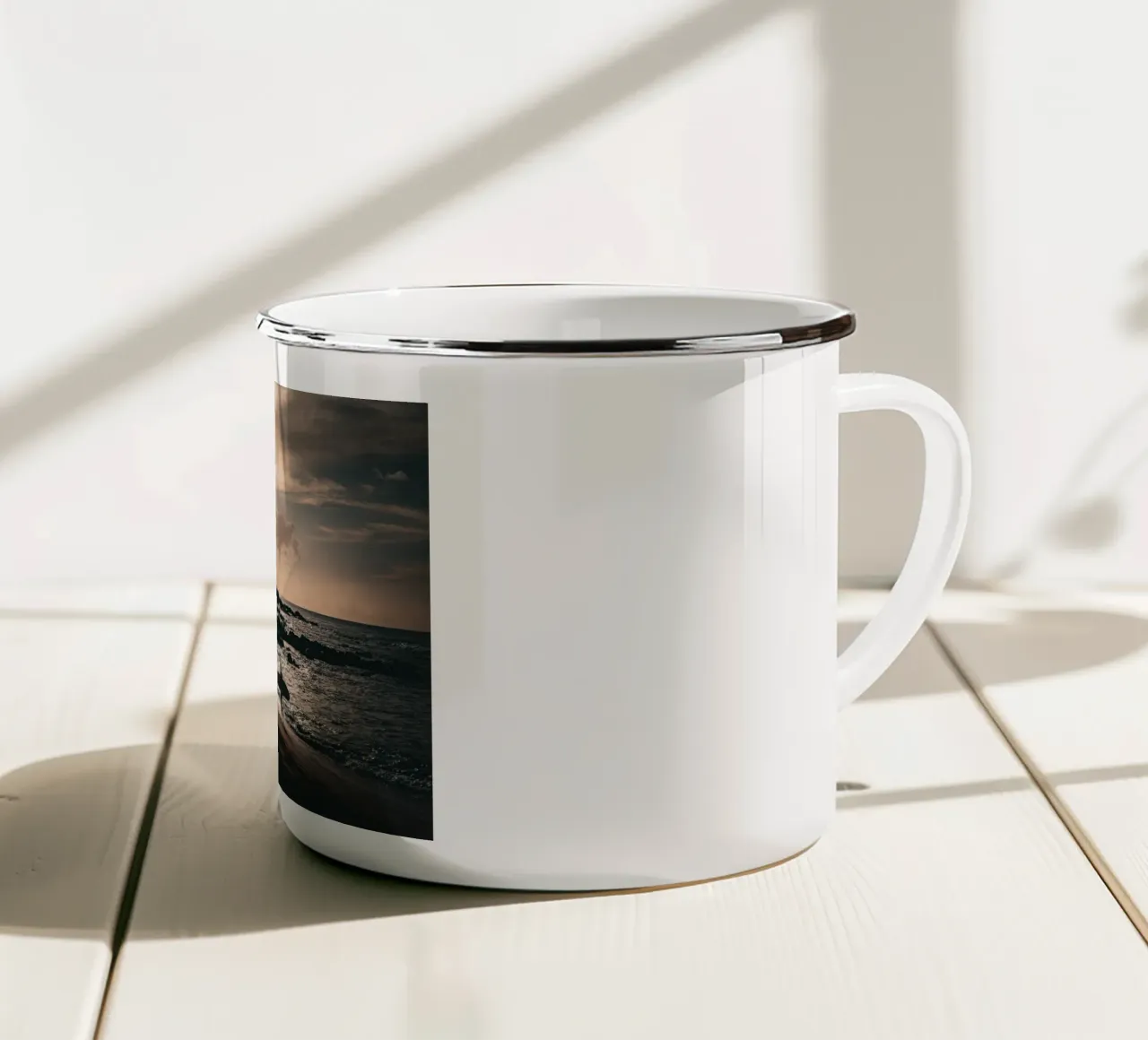 Hawaii tazza in smalto da Flo Klein