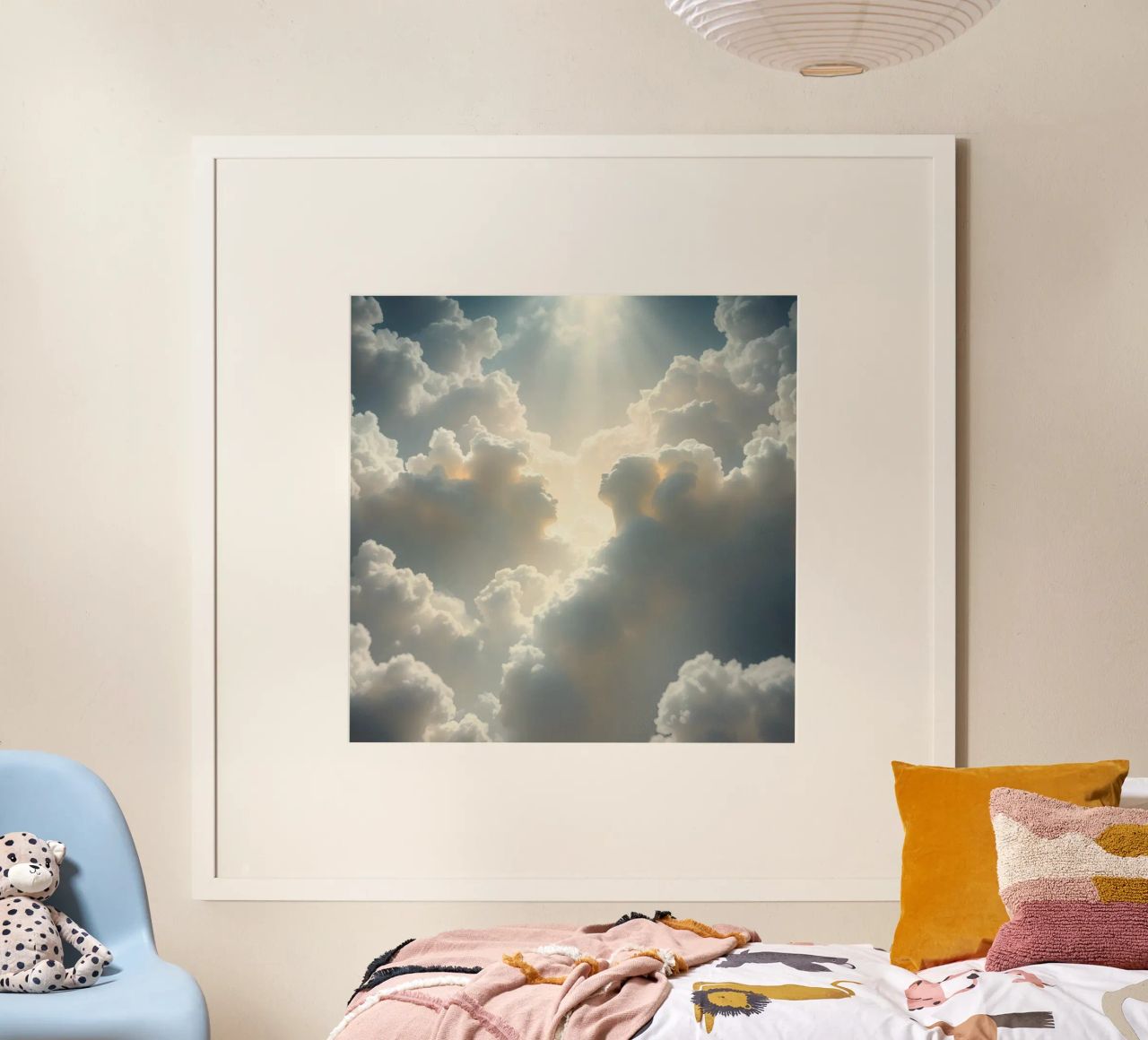 Majestätische Wolken, die vom Sonnenlicht beleuchtet werden, enthüllen eine ätherische Form Poster von DesignDoodle