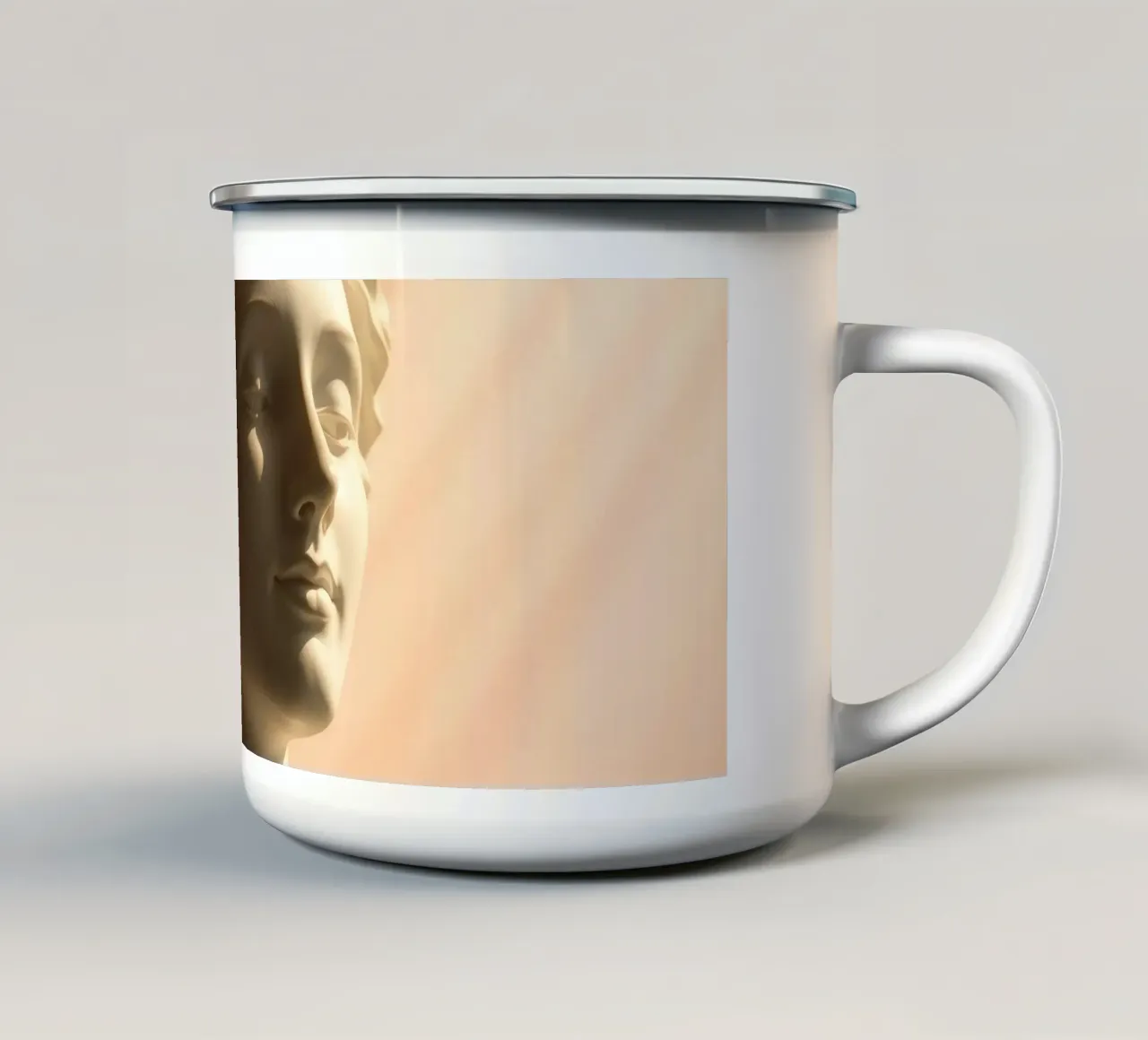Scultura in marmo bianco di una testa di donna illuminata da una luce soffusa. tazza in smalto da DesignDoodle