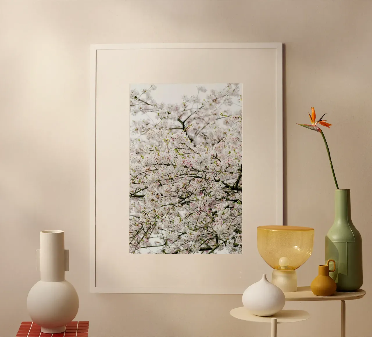 Blossom White 2 poster avec cadre en aluminium de Curious Collections by Marielle Leenders