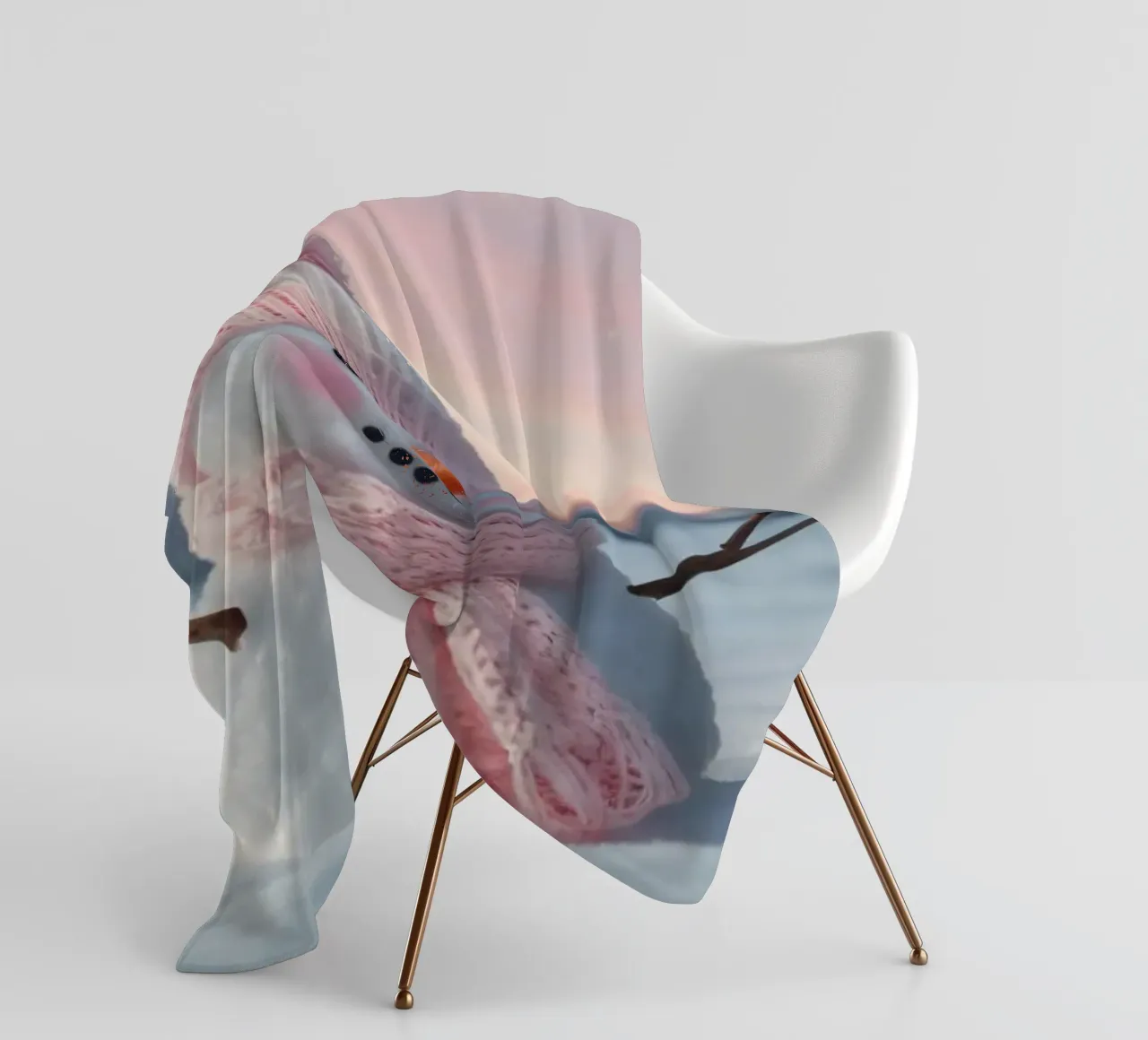 Pupazzo di neve con accessori rosa sorride in un paesaggio invernale coperta in pile da DesignDoodle