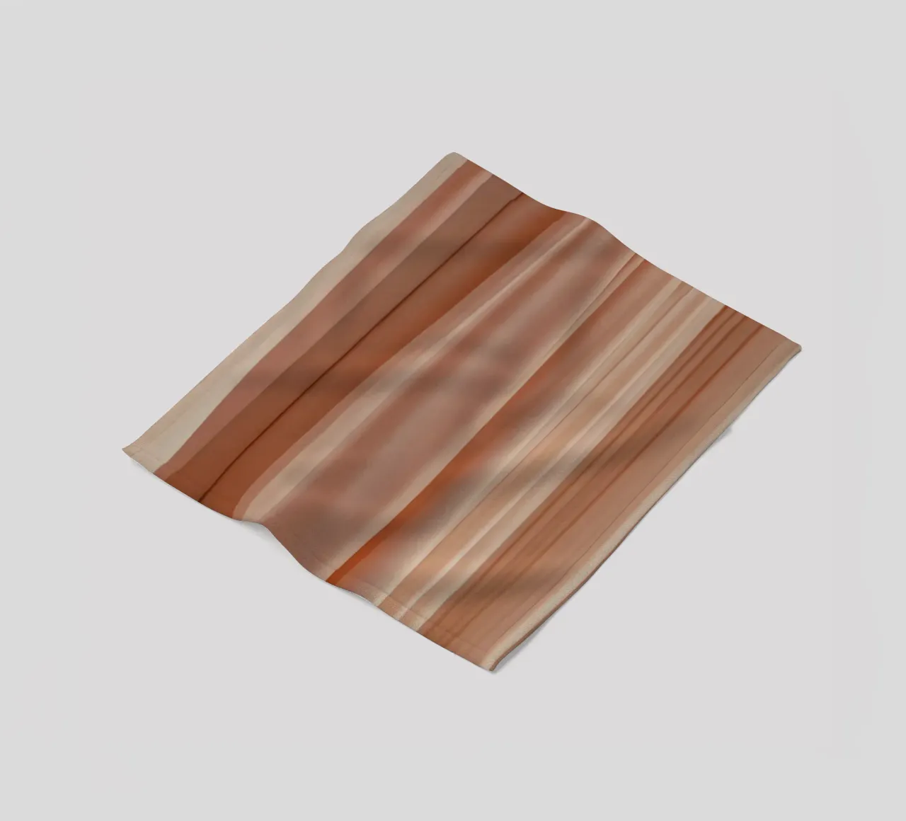Weicher pfirsichfarbener Stoff, der bei natürlichem Licht elegant fällt Fleecedecke von DesignDoodle