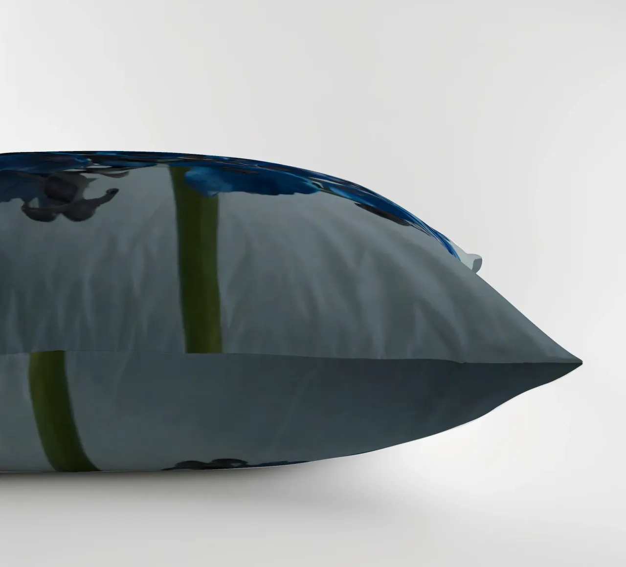 Hortensia bleu vif fleurissant sur un fond texturé coussin de DesignDoodle