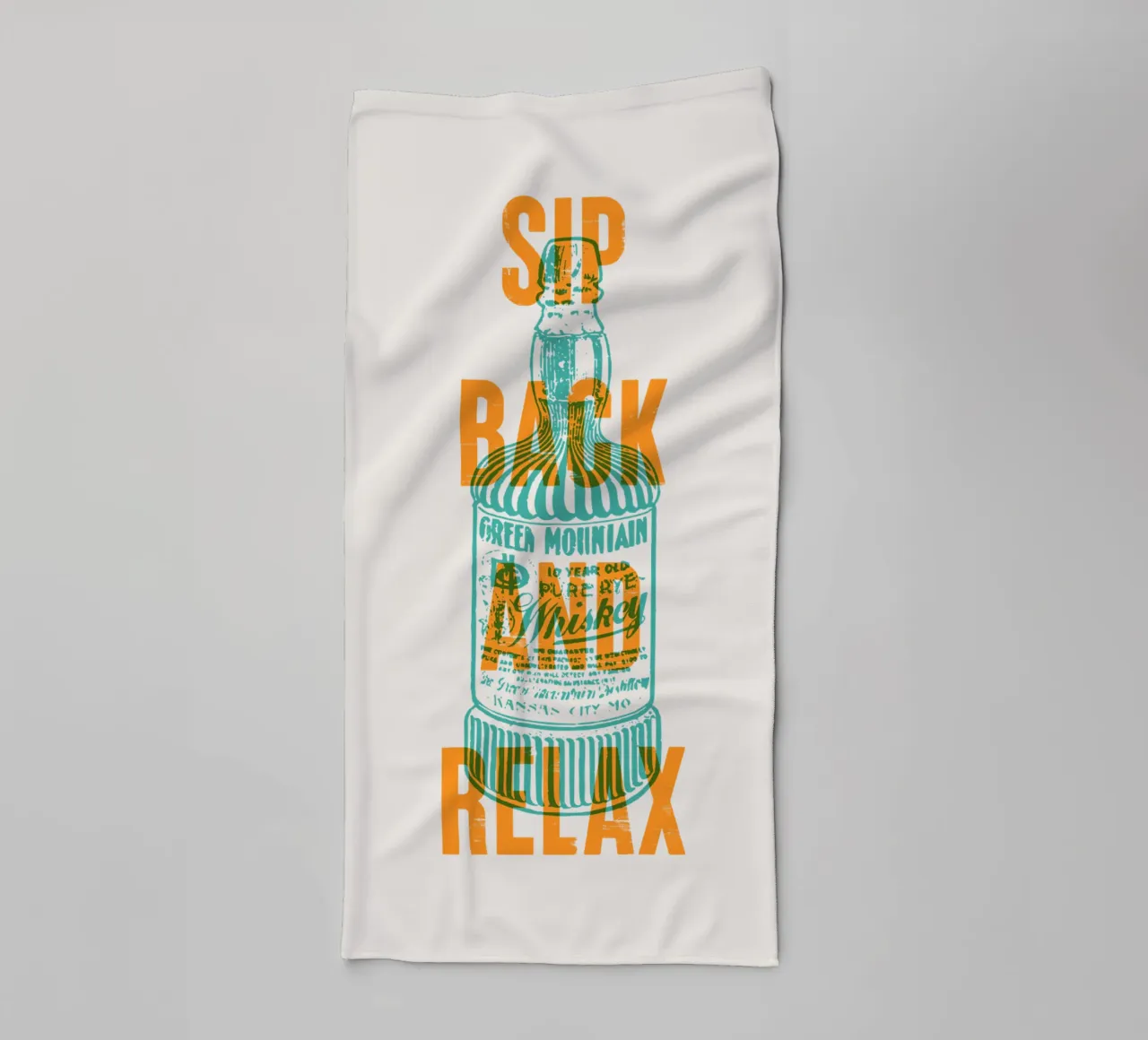 Nip achterover en ontspan badhanddoek van Vintagrafica