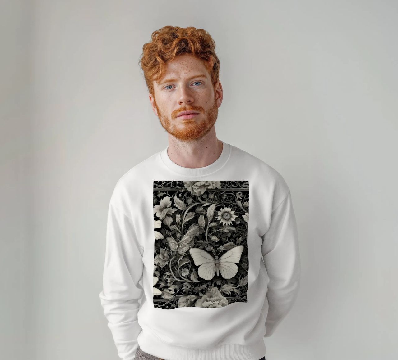 Diseño intrincado con mariposas y flores monocromáticas sudadera de DesignDoodle