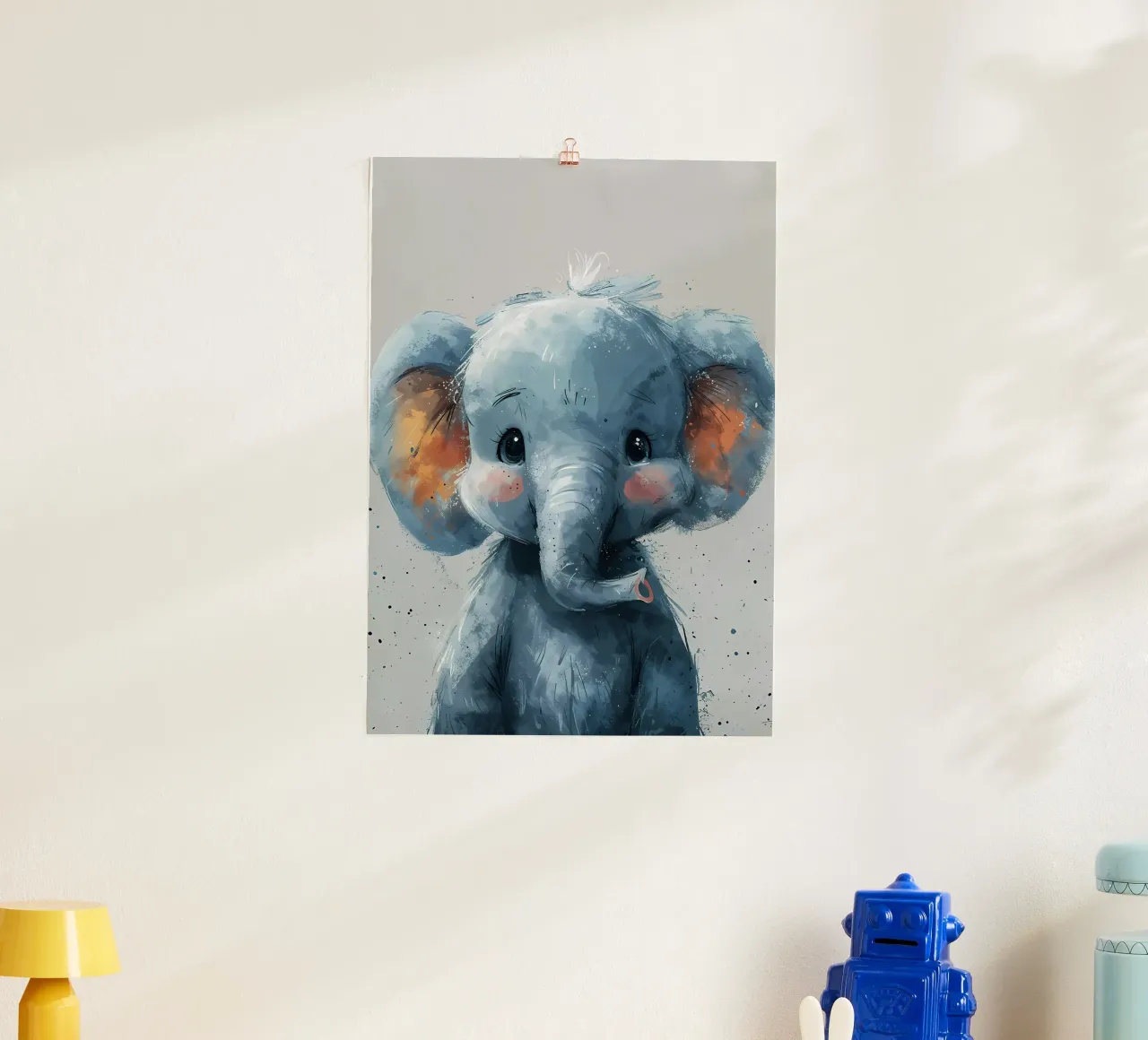 Piccolo elefante blu poster con telaio in plastica da Manh beo
