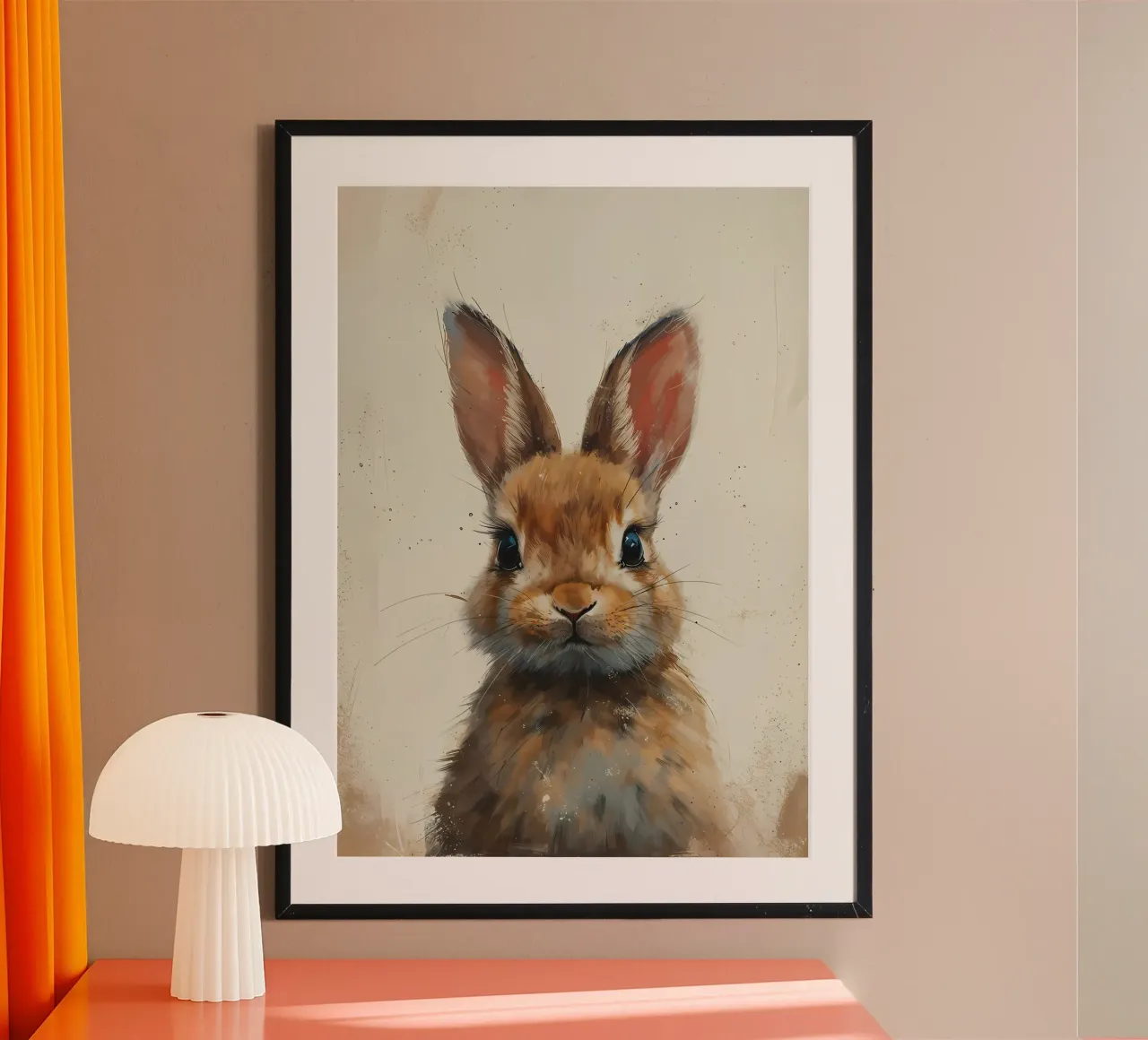 Cálida mirada de conejo poster con marco de madera de Manh beo