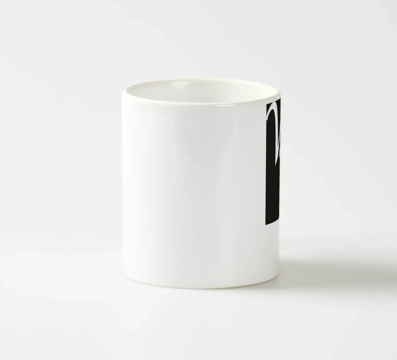Typografie tazza in ceramica da Flo Klein