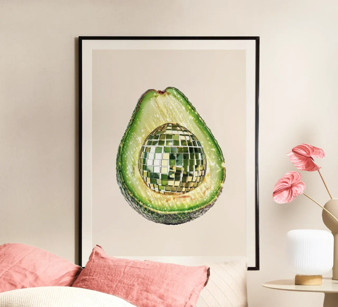 Avocado, Disco Ball Art Food poster con telaio in legno da Peaches Art Prints
