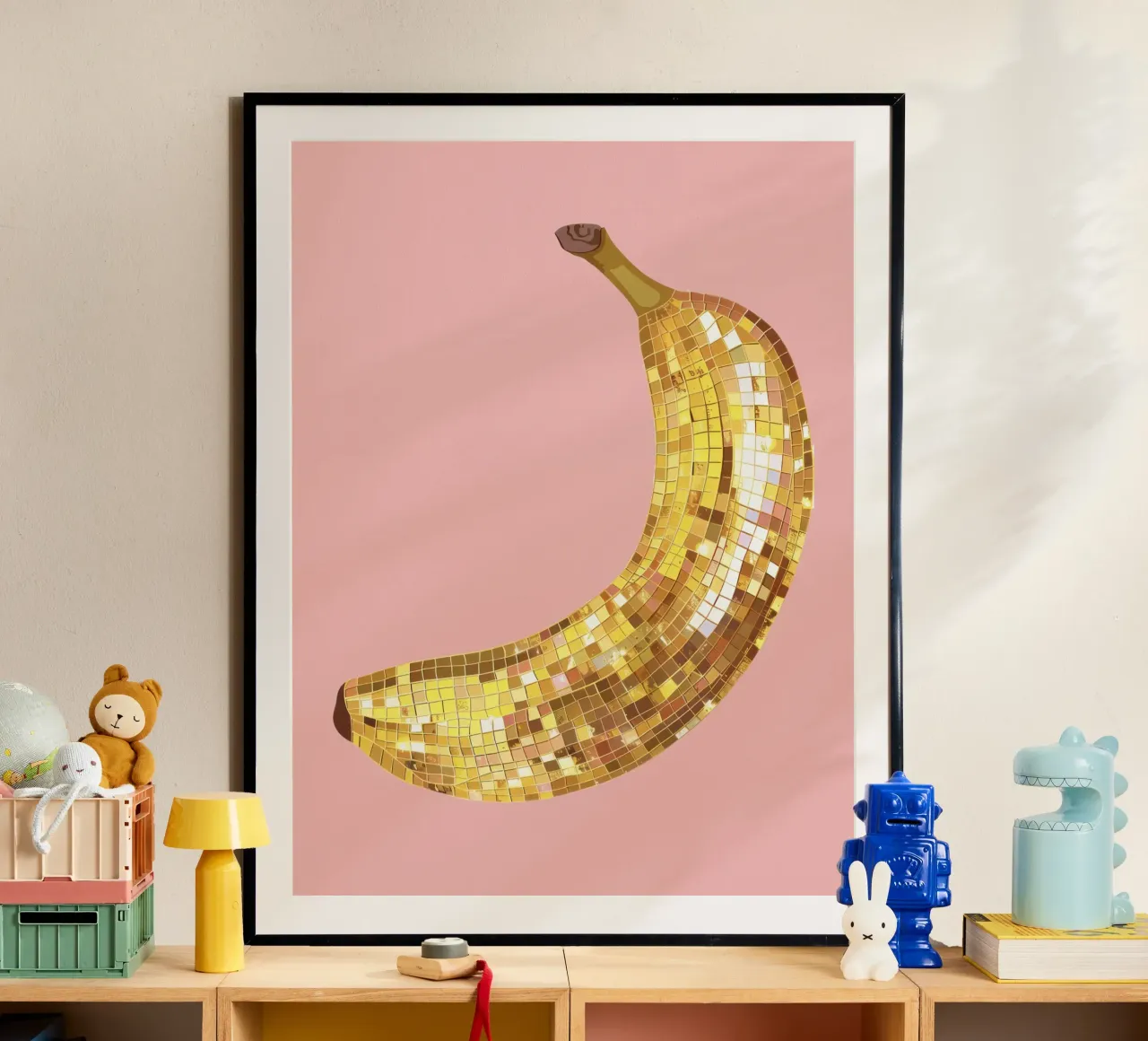 Banana Disco Ball in rosa poster da Peaches Art Prints