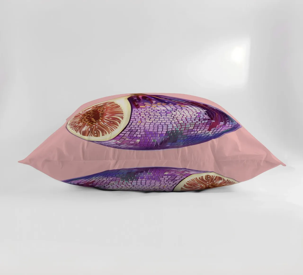 Fico, Disco Ball in rosa cuscino da Peaches Art Prints