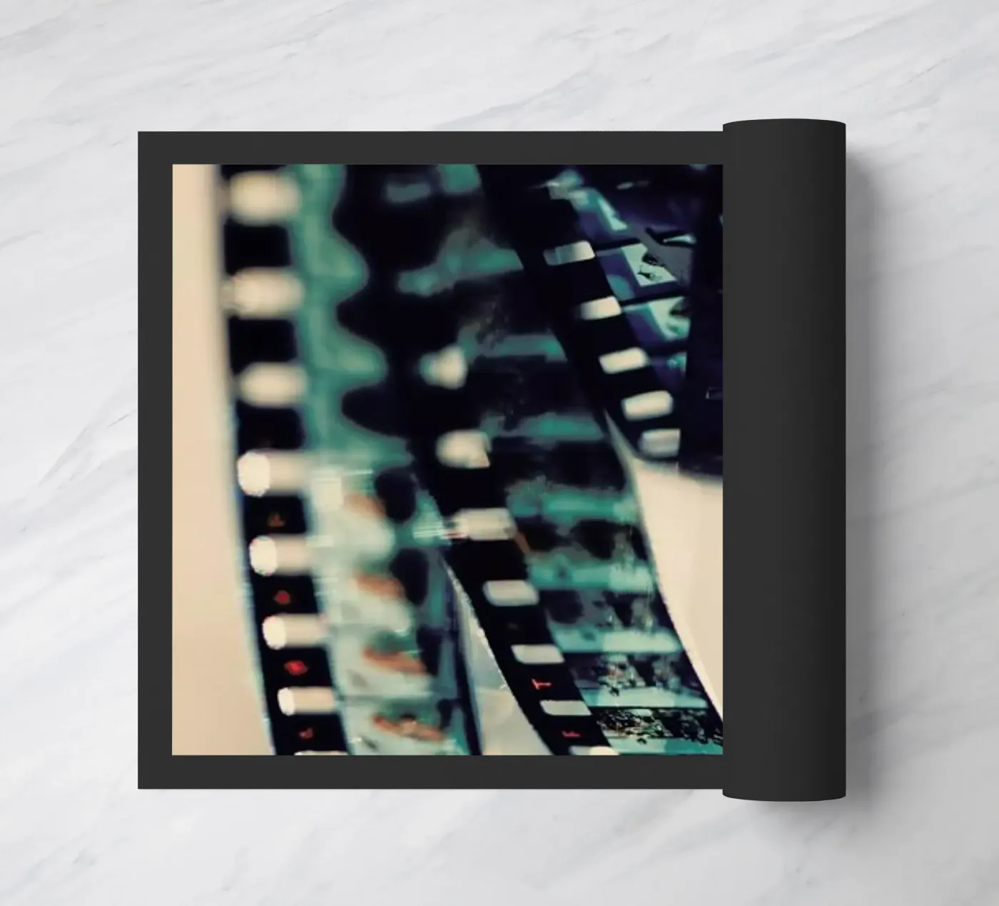 Super 8 deurmat van Ingrid Beddoes