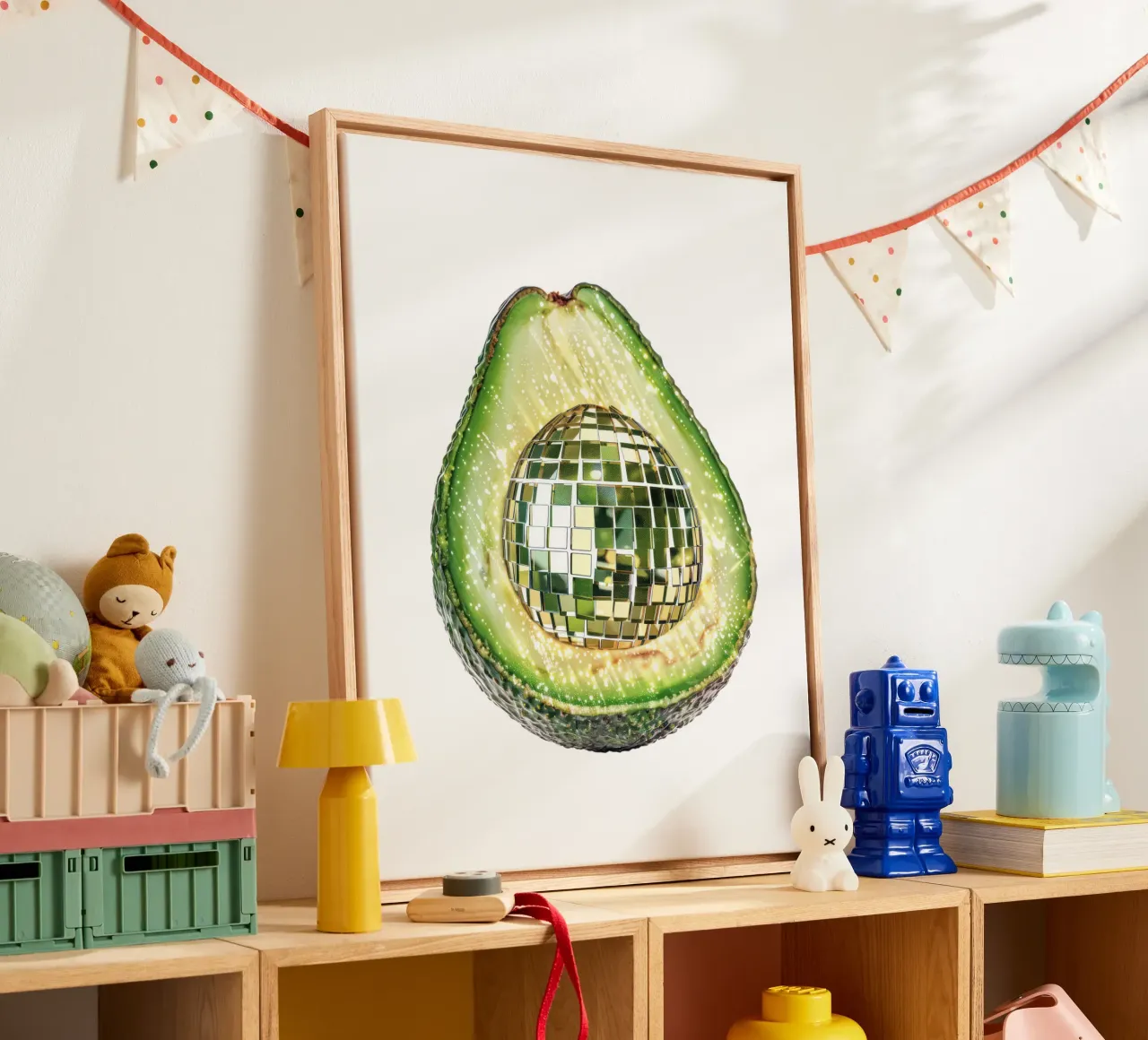 Palla da discoteca Avocado in bianco - Frutta tela con Cornice a cassetta da Peaches Art Prints