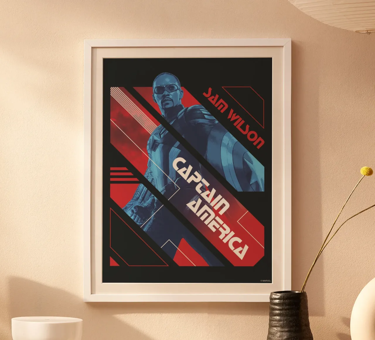 Sam Wilson - Captain America poster con telaio in plastica da MARVEL Designs by JUNIQE