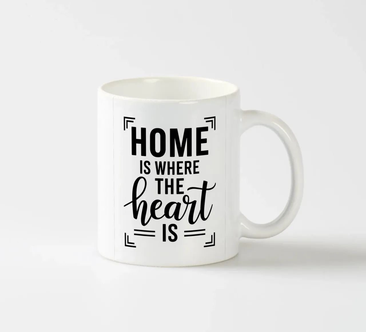 La casa è dove c'è il CUORE. tazza in ceramica da logic