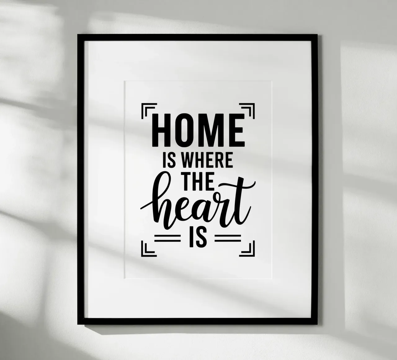 La casa è dove c'è il CUORE. poster con telaio in alluminio da logic