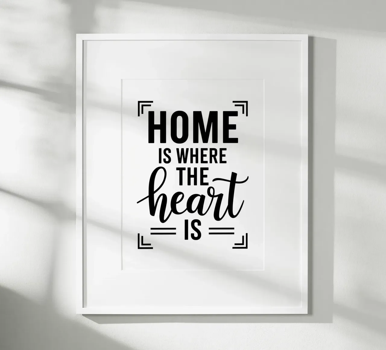 La casa è dove c'è il CUORE. poster con telaio in alluminio da logic