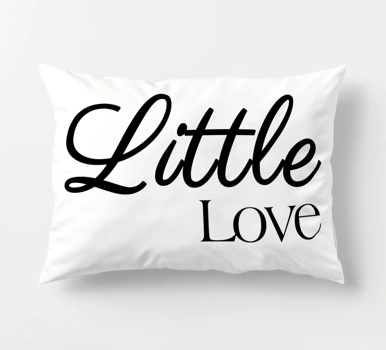 Piccolo amore cuscino da YV TYPOGRAPHY