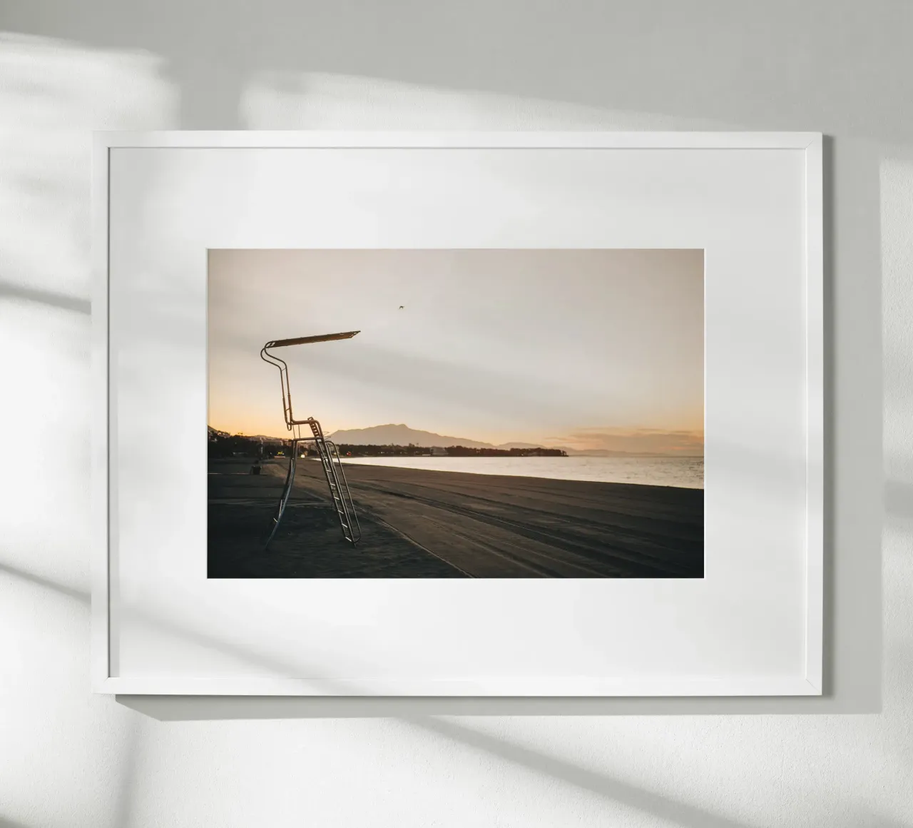 Alba sulla spiaggia in Spagna: mattine in Andalusia carta hahnemühle da Bold and Retro