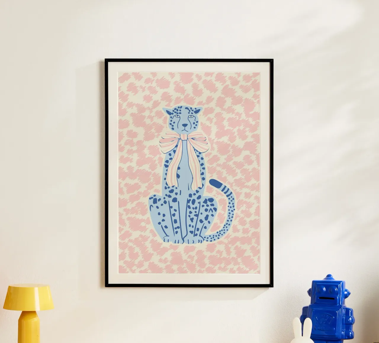 Ghepardo preppy con fiocco poster da Studio Birchwood