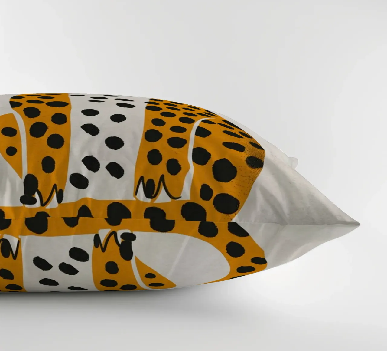 Boho Nursery 3 Leopard cuscino da Boho Print Collection