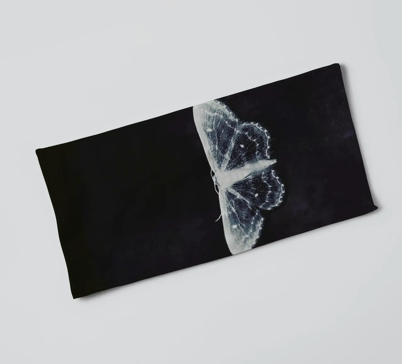 Fragile asciugamano da bagno da Ingrid Beddoes