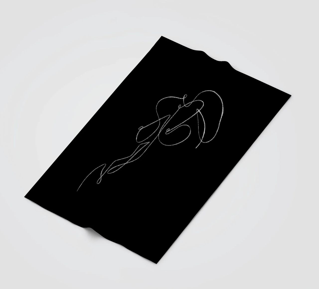 Seductive Lines schwarz Fleecedecke von ArtDesign by KBK