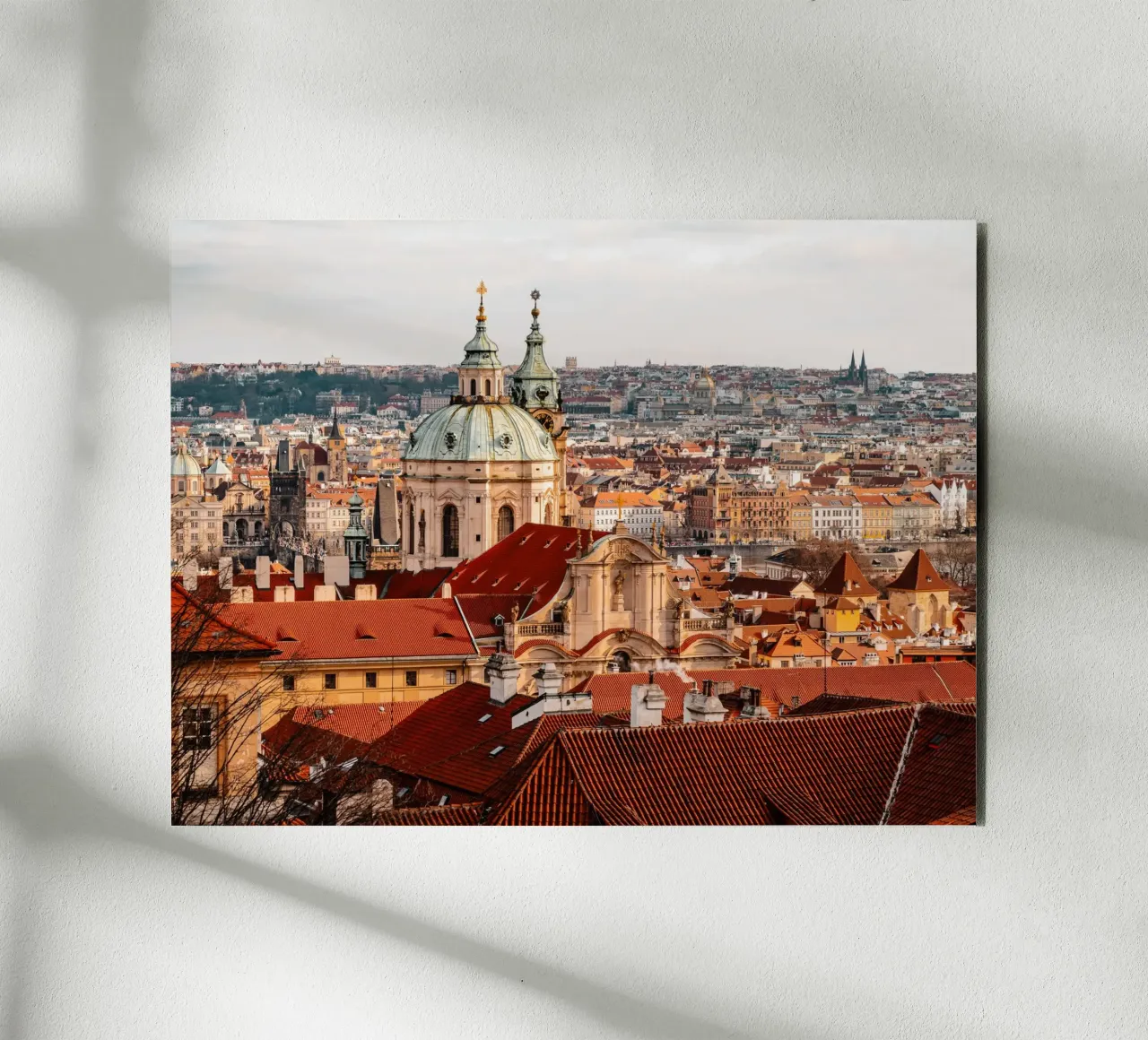 Prag, Tschechien - Retro Aussicht über Stadt & Karlsbrücke Alu-Dibond von Bold and Retro