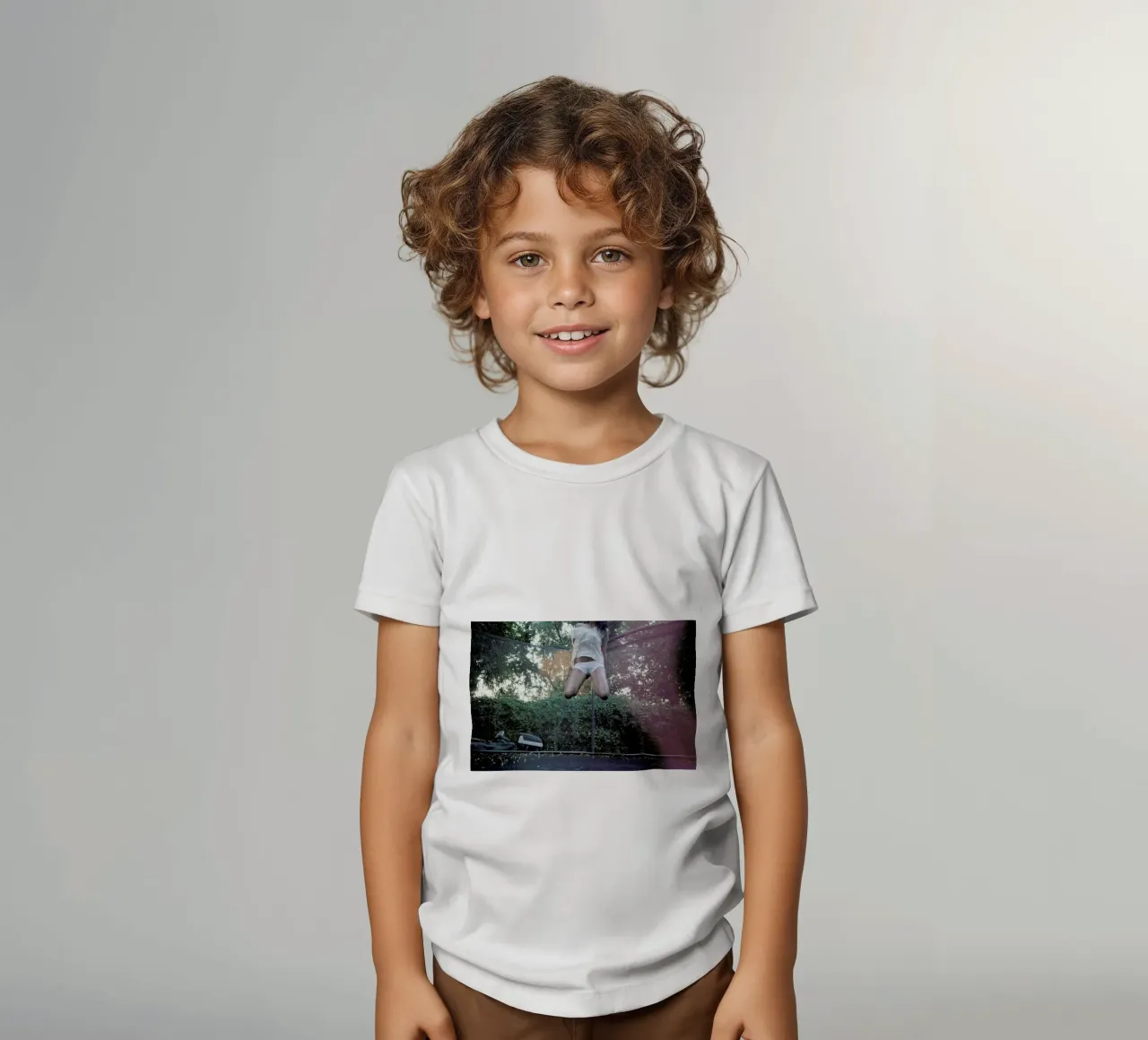 Jump t-shirt bambini da Aysha Banos