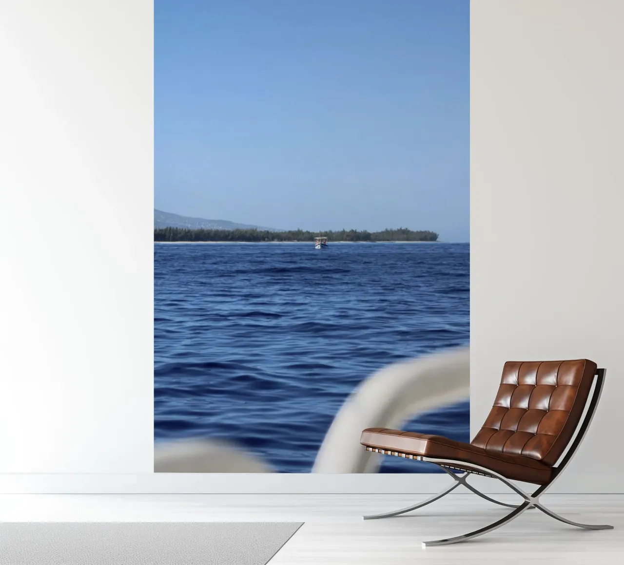 Offshore boat fotobehang van Léa Lefebvre Photography