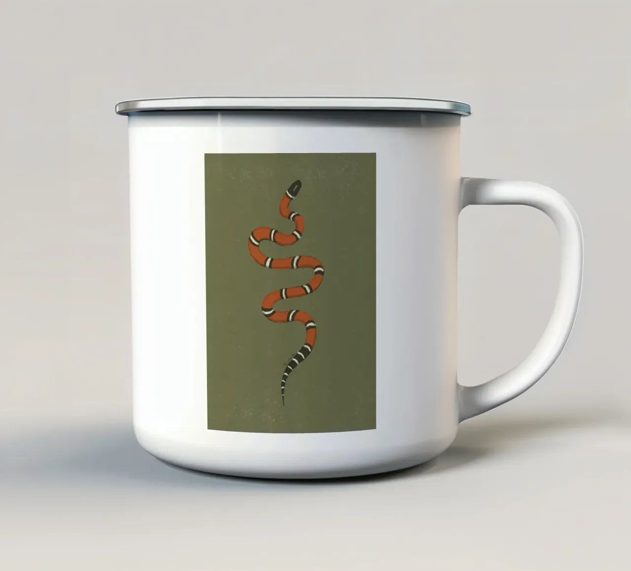 Anno del serpente, re del latte rosso serpente verde cachi Vintage tazza in smalto da This Wild Soul - Illustration