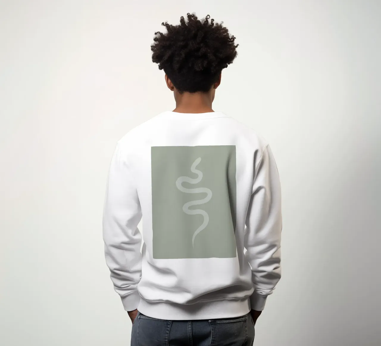 Pastellgrün Kreide weiß Minimalistisch Abstrakt Boho Snake Sweatshirt von This Wild Soul - Illustration