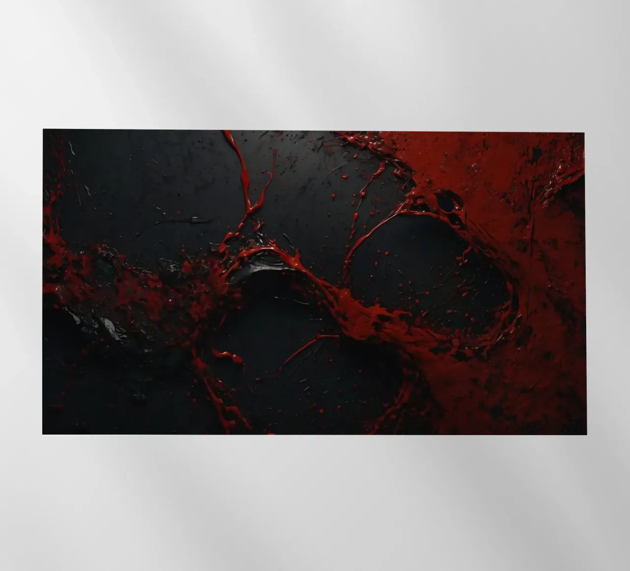 Gli schizzi di colore rosso vivo creano un disegno astratto in un ambiente scuro. pellicola backlit da DesignDoodle