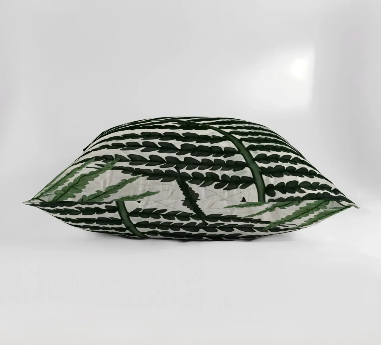 Felci verdi e rigogliose disposte in modo splendido su uno sfondo chiaro cuscino da DesignDoodle