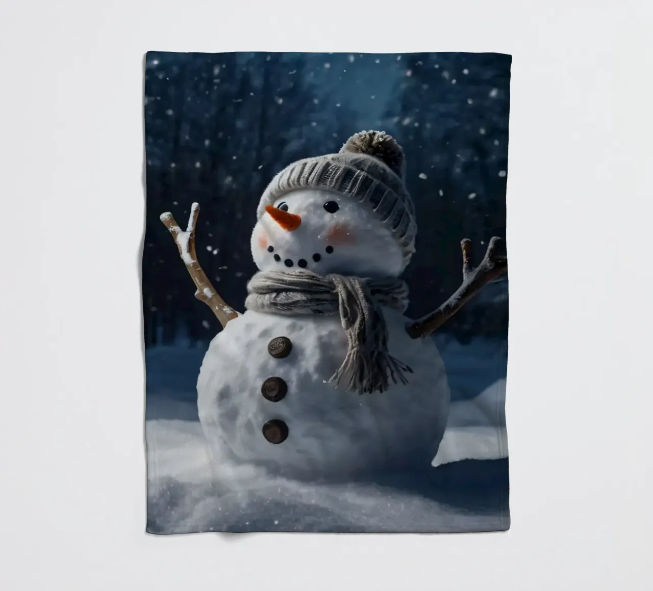 Un allegro pupazzo di neve con cappello e sciarpa a maglia è in piedi coperta in pile da DesignDoodle