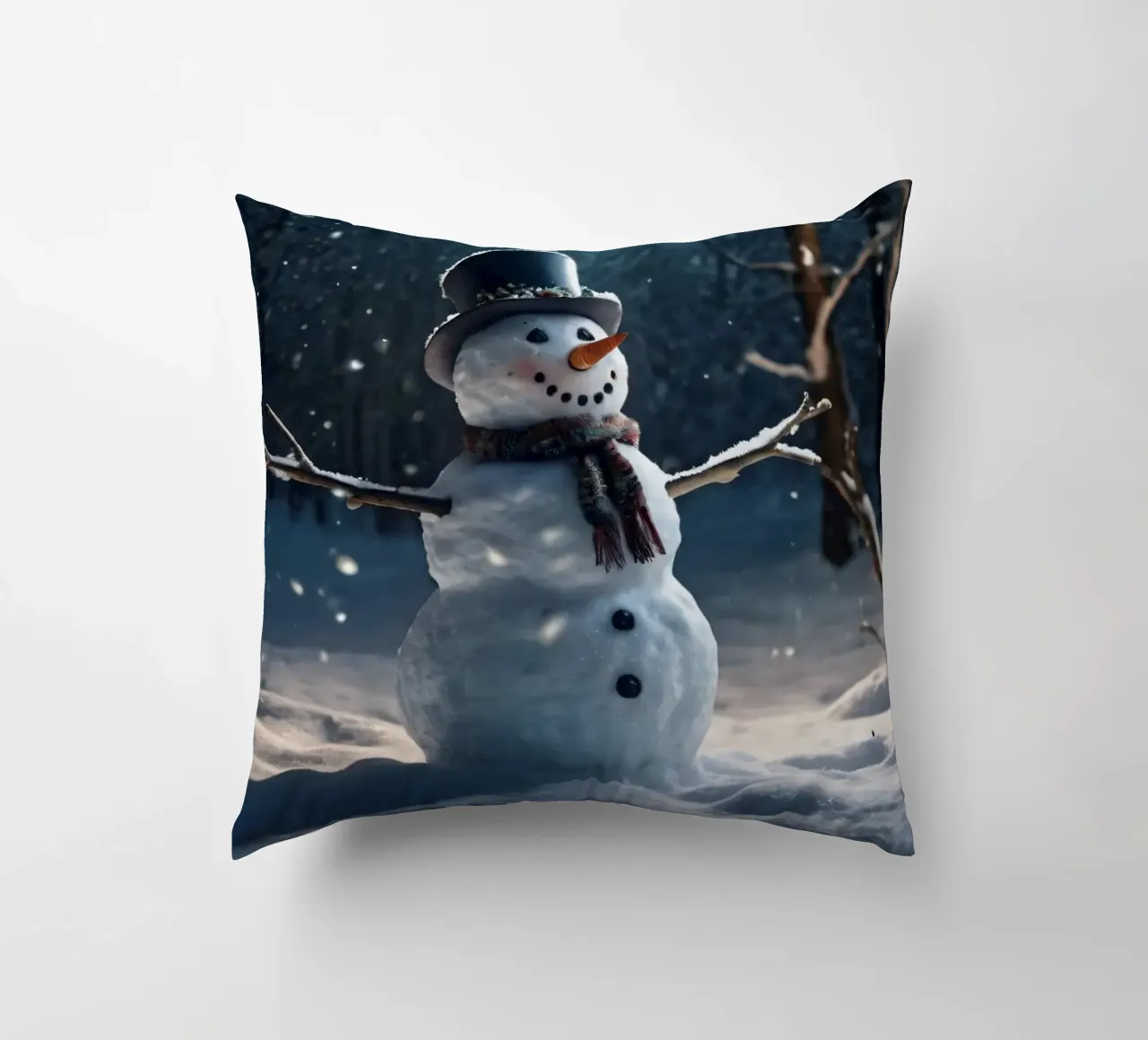 Un allegro pupazzo di neve si trova in una radura innevata in una giornata invernale. cuscino da DesignDoodle