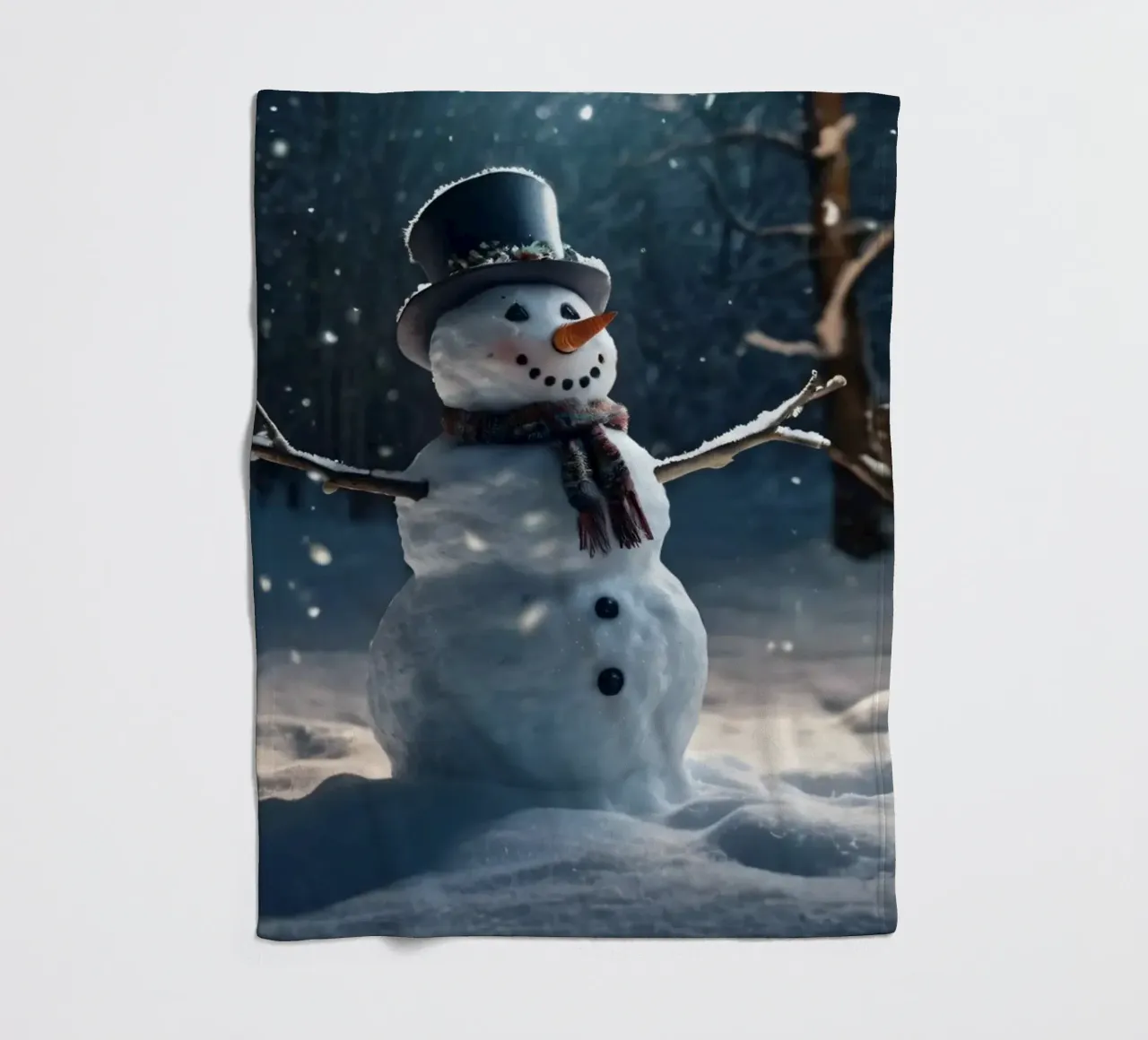 Un allegro pupazzo di neve si trova in una radura innevata in una giornata invernale. coperta in pile da DesignDoodle