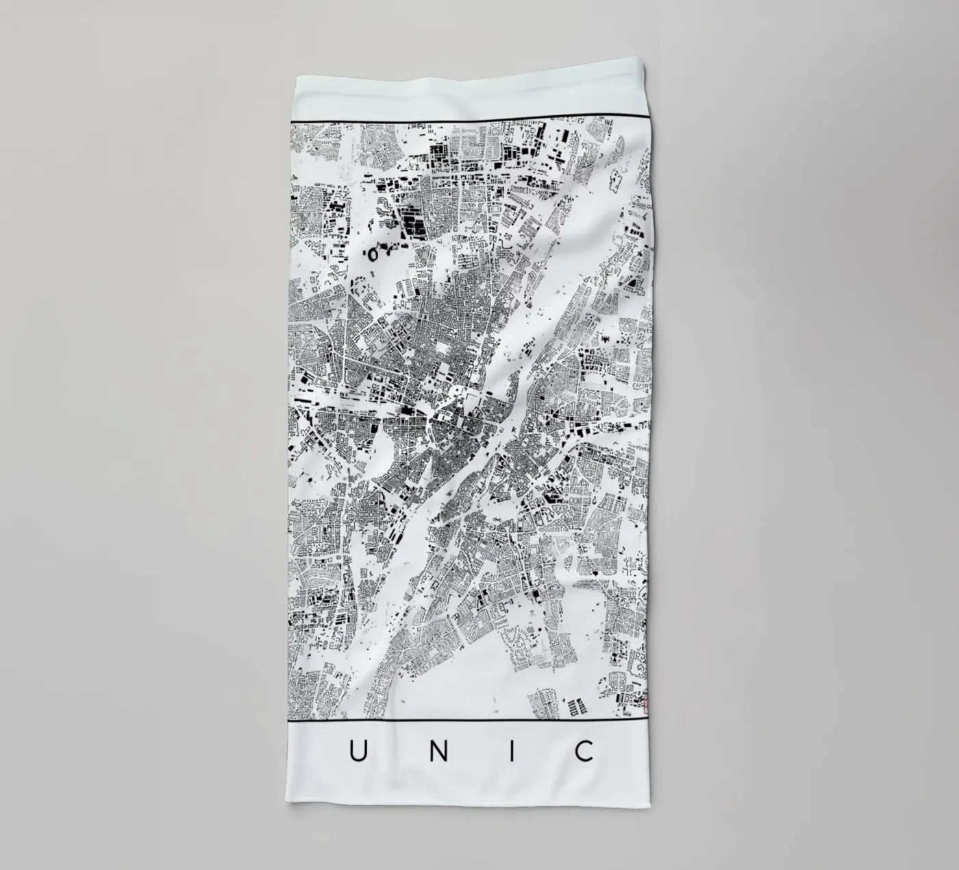 Munich Map Schwarzplan towel by Hubert Roguski
