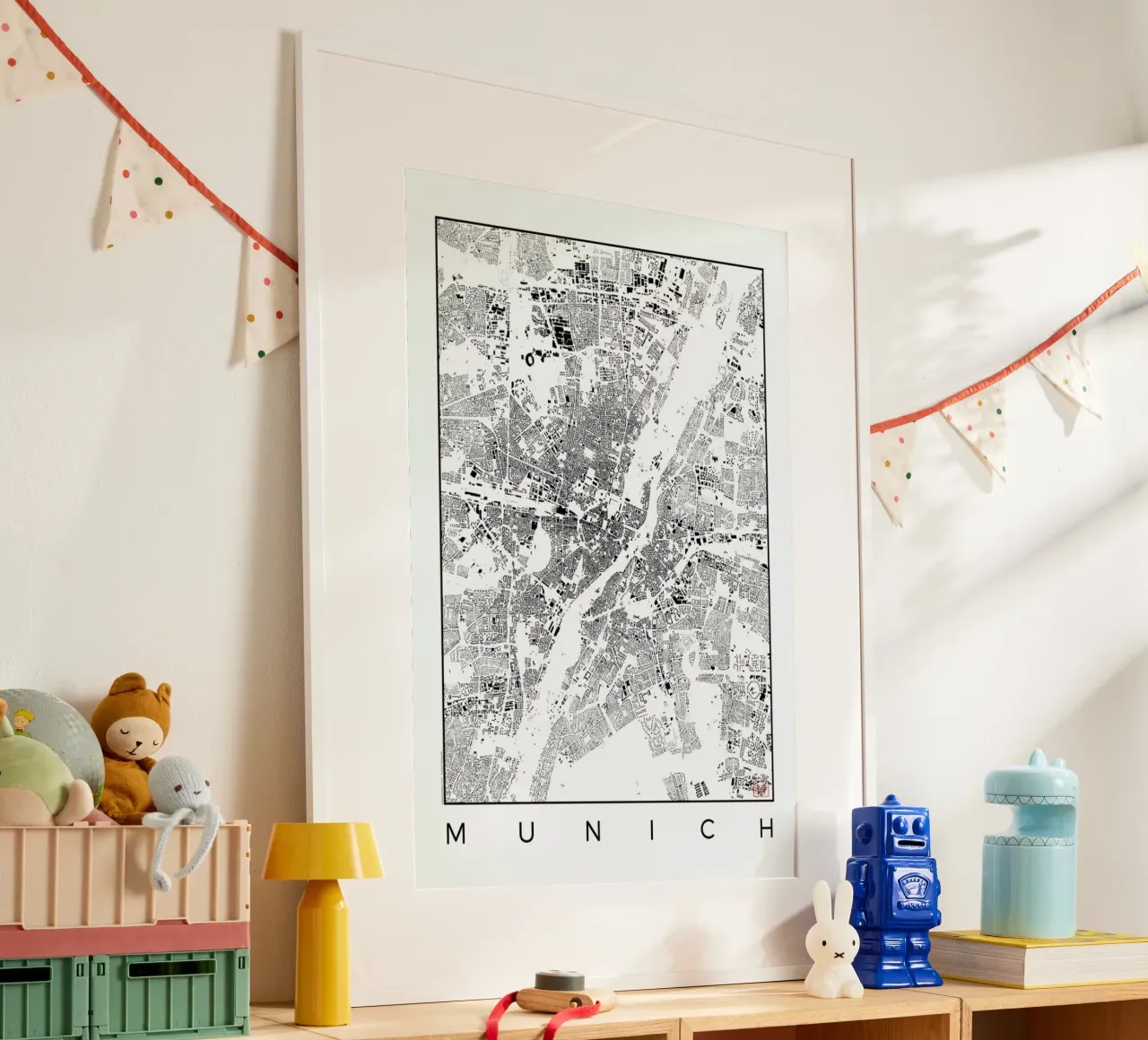 Munich Map Schwarzplan poster con telaio in alluminio da Hubert Roguski