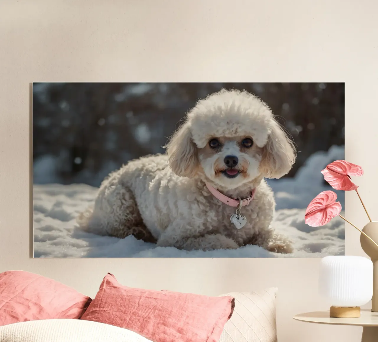 Un cane giocherellone si gode una soleggiata giornata invernale plexiglass da DesignDoodle