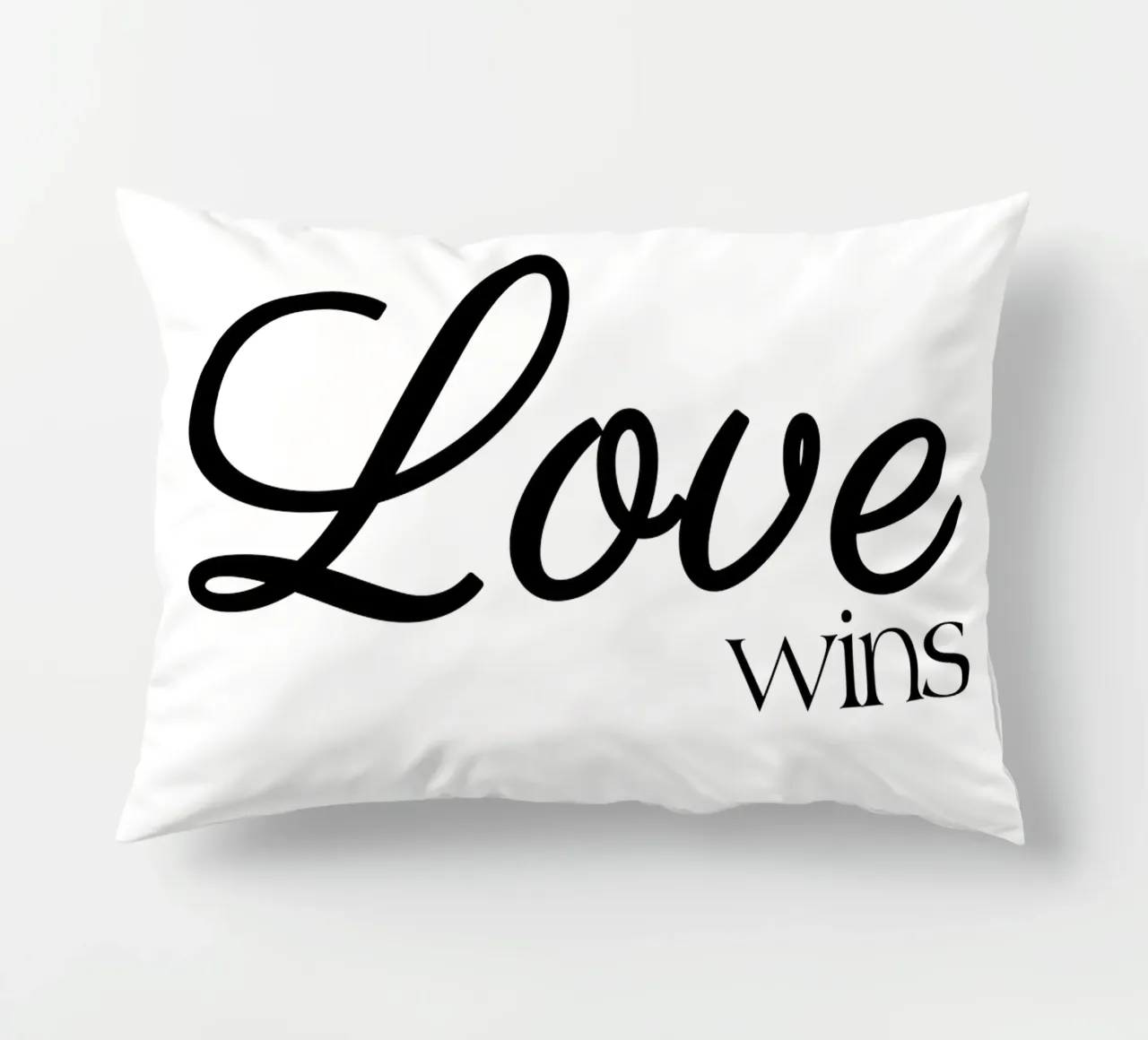 L'amore vince cuscino da YV TYPOGRAPHY
