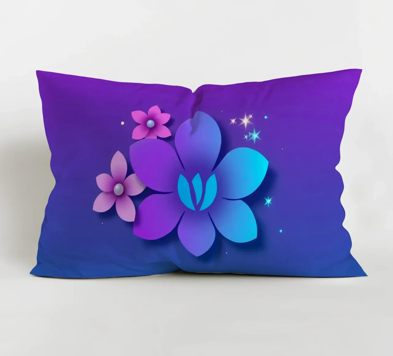design floreale digitale con sfumature di blu e viola cuscino da DesignDoodle