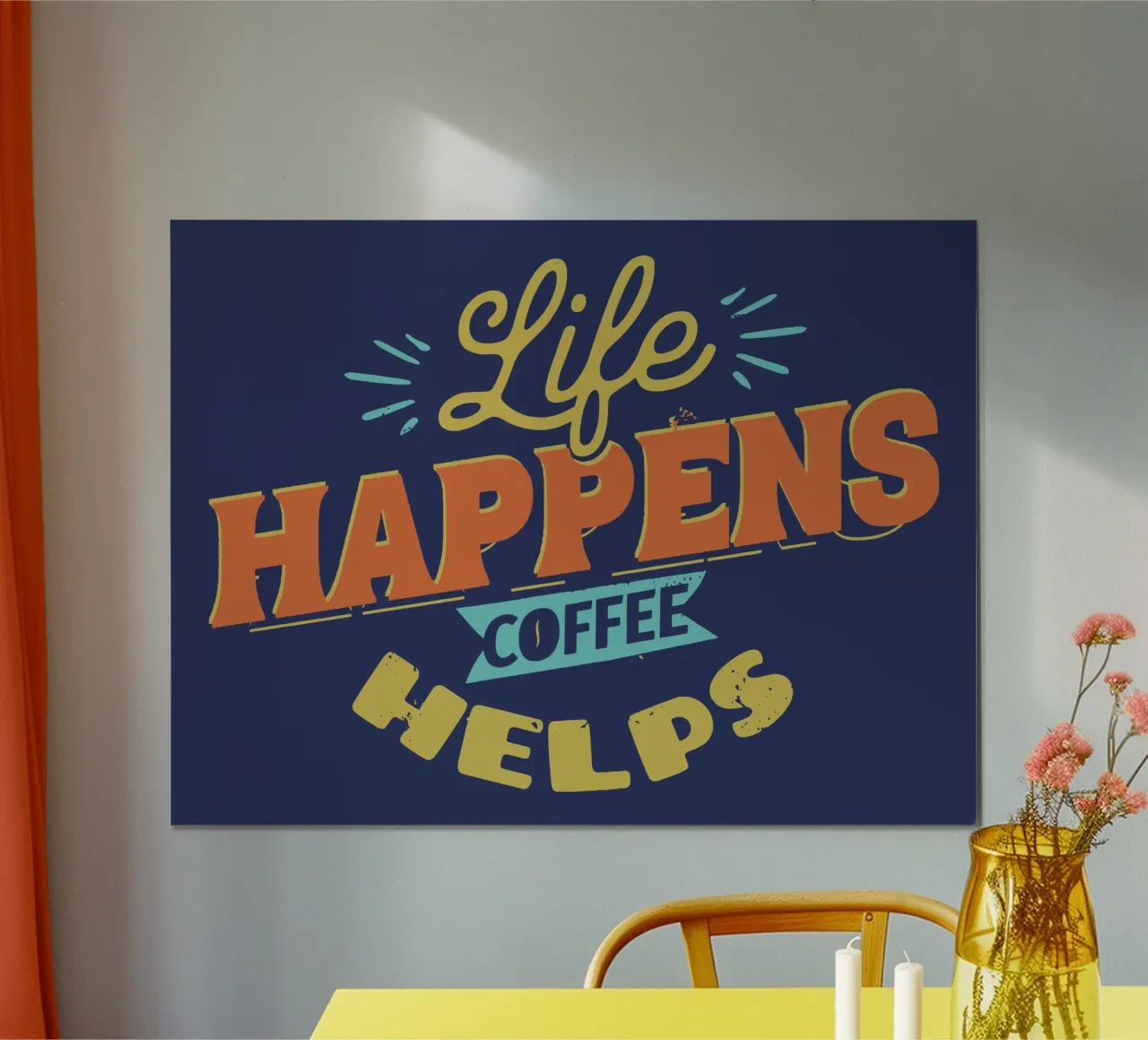Das Leben passiert - Kaffee hilft Poster mit Holzrahmen von Gunawan Rb