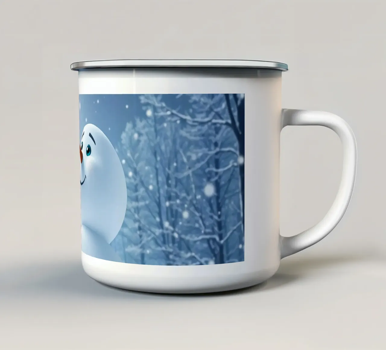 Un allegro pupazzo di neve si trova in un paesaggio innevato, notte luminosa tazza in smalto da DesignDoodle