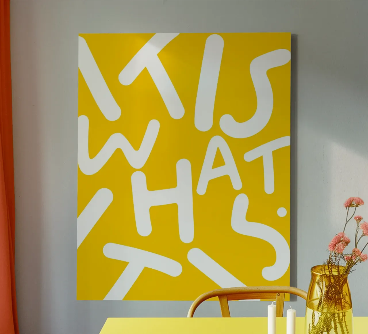 C'est ce que c'est | Typographie Lettres excentriques Jaune Citation toile avec Caisse américaine de 83oranges