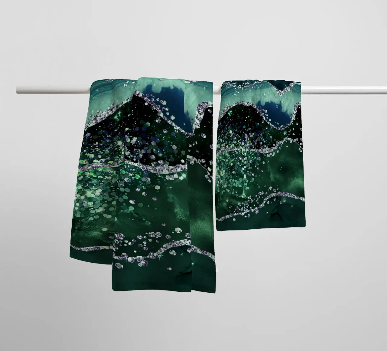 Smaragd-Glitzer-Achat Textur 05 Handtuch von Gemstone Textures