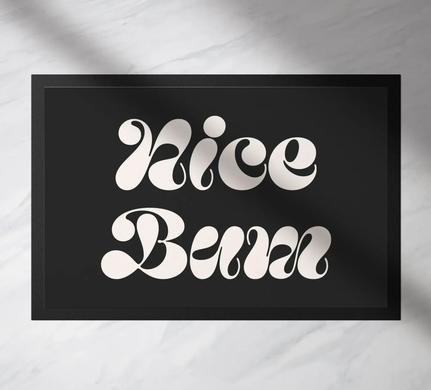 Joli clochard paillasson de Paigaam Studio